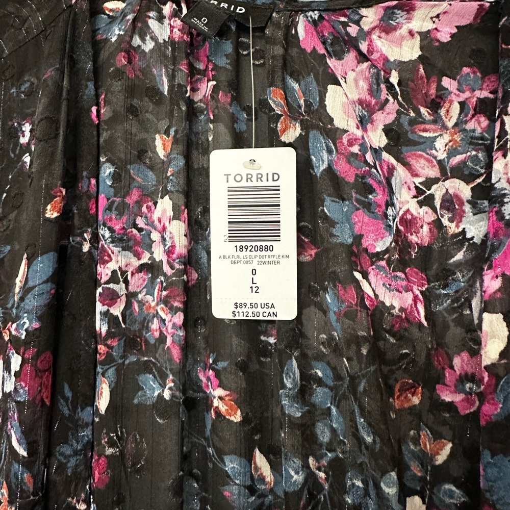 Long Torrid pink and black bell sleeved floral Kimono - Picture 3 of 3